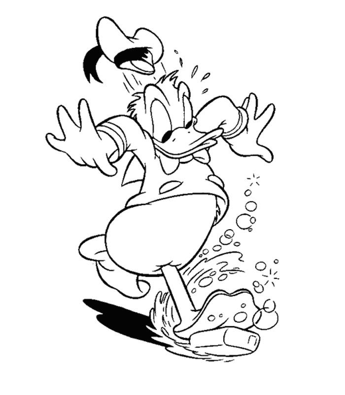 coloriage donald glisse sur un savon